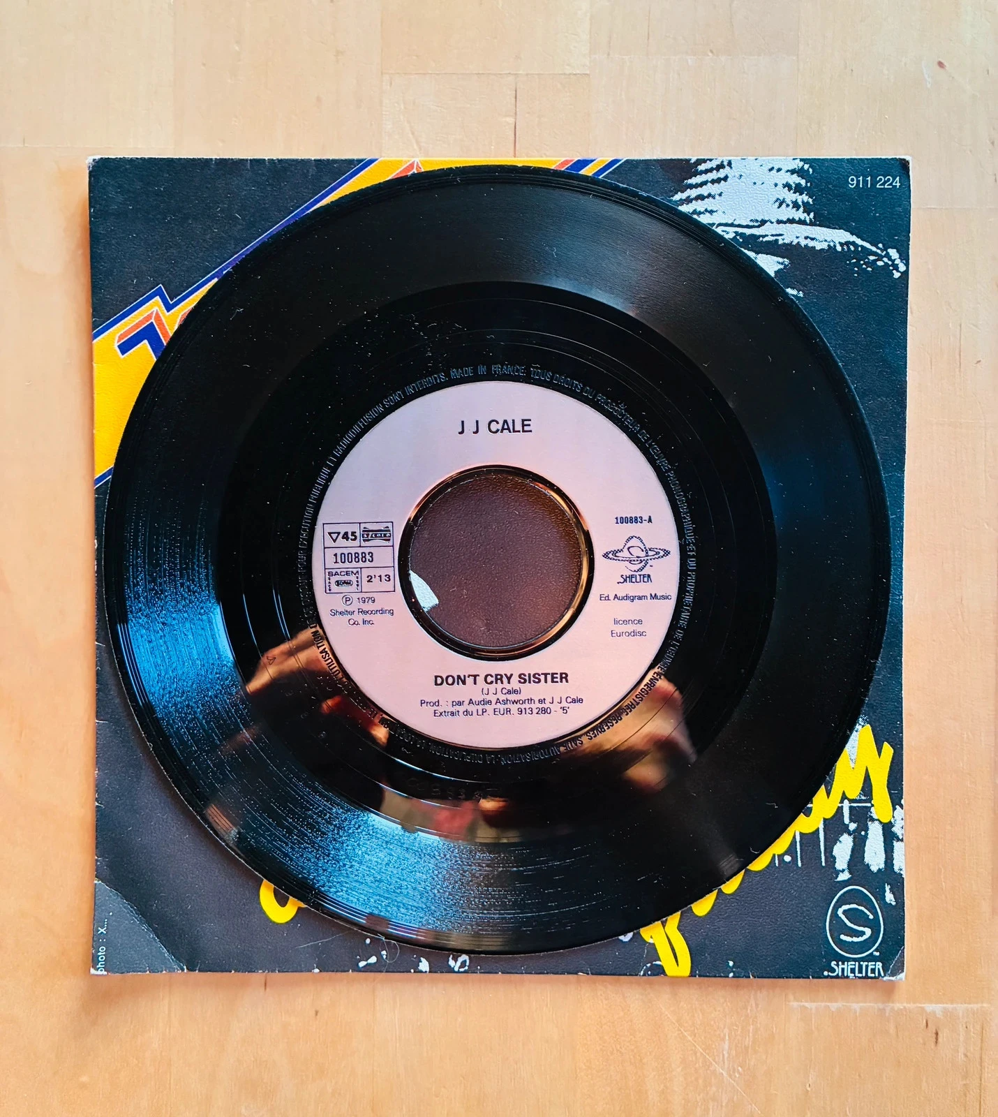 45T vinylschijf JJ Cale Don’t cry Sister. – photo 2